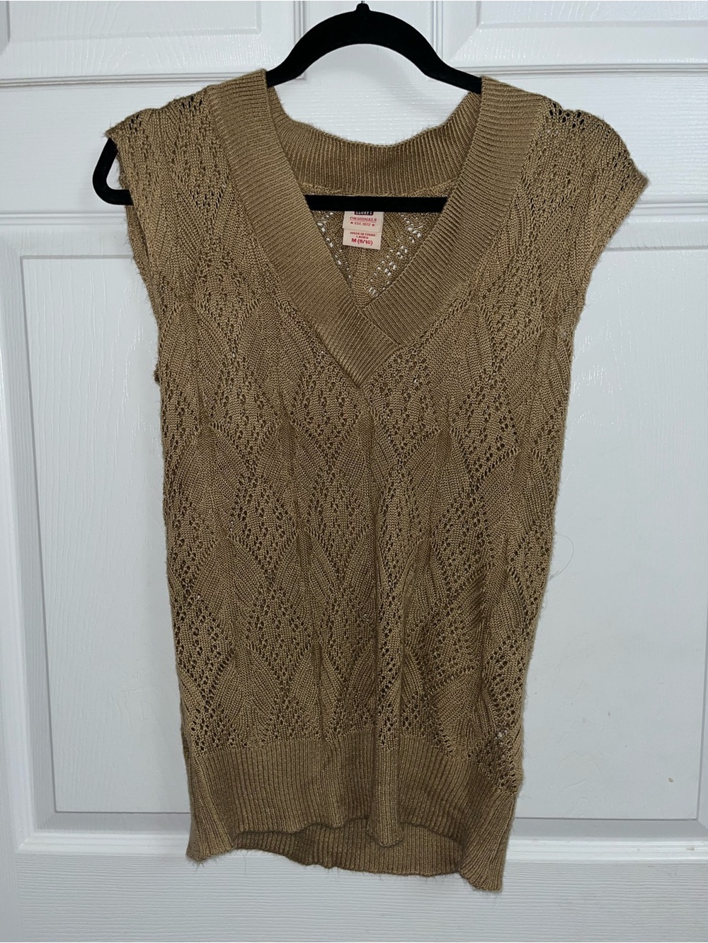 Faded Glory V-Neck Sleeveless Knit Sweater Vest in Tan